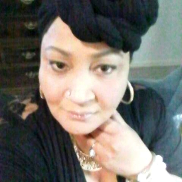 Meet your Posher, Theresa Asiya - Picture 3 of 8